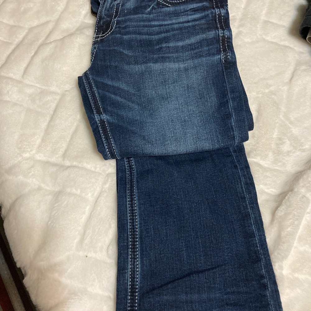 Buckle jeans